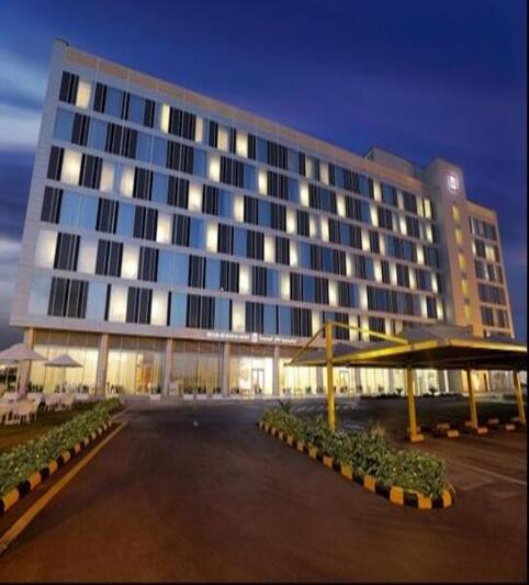 Affordable 5 Star Shifting Hajj Package