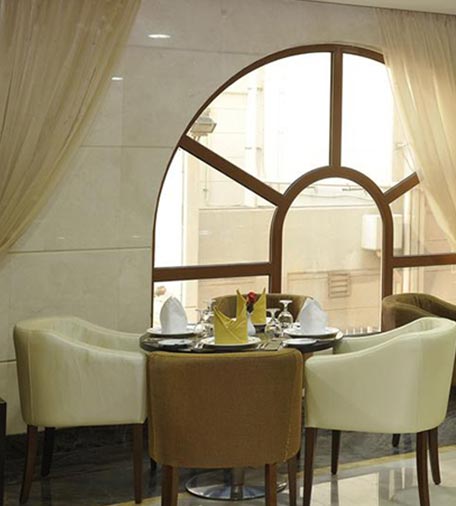 14 Days 4 Star December Umrah Package