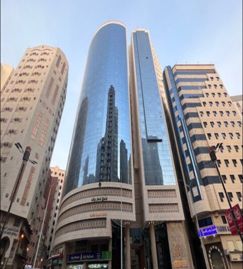 14 Nights 4 Star December Umrah Package